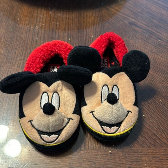 DISNEY- Mickey Mouse Toddler Cozy Bundle - Picture 5 of 7